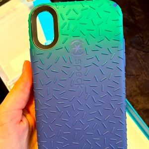 Speck iphone XR phone case